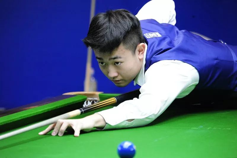 报道事件需 报道事件需