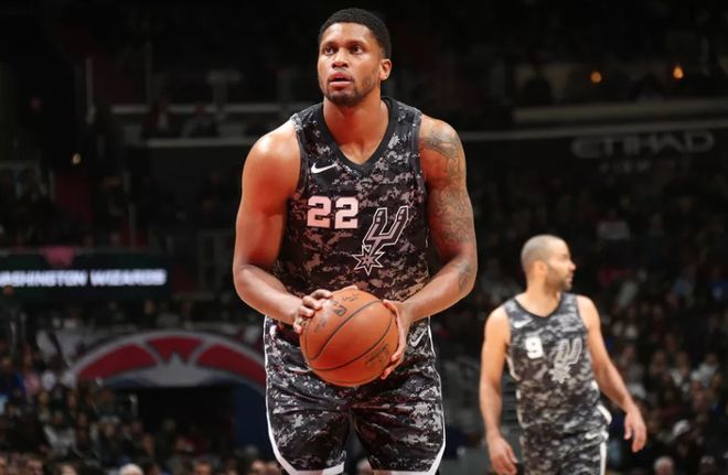 跑线上并肩 跑线上并肩